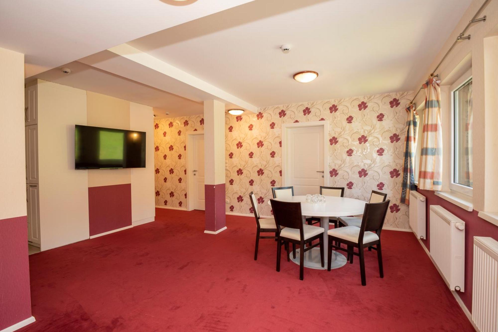 Hotel Alpen Arnika Tauplitzalm ภายนอก รูปภาพ