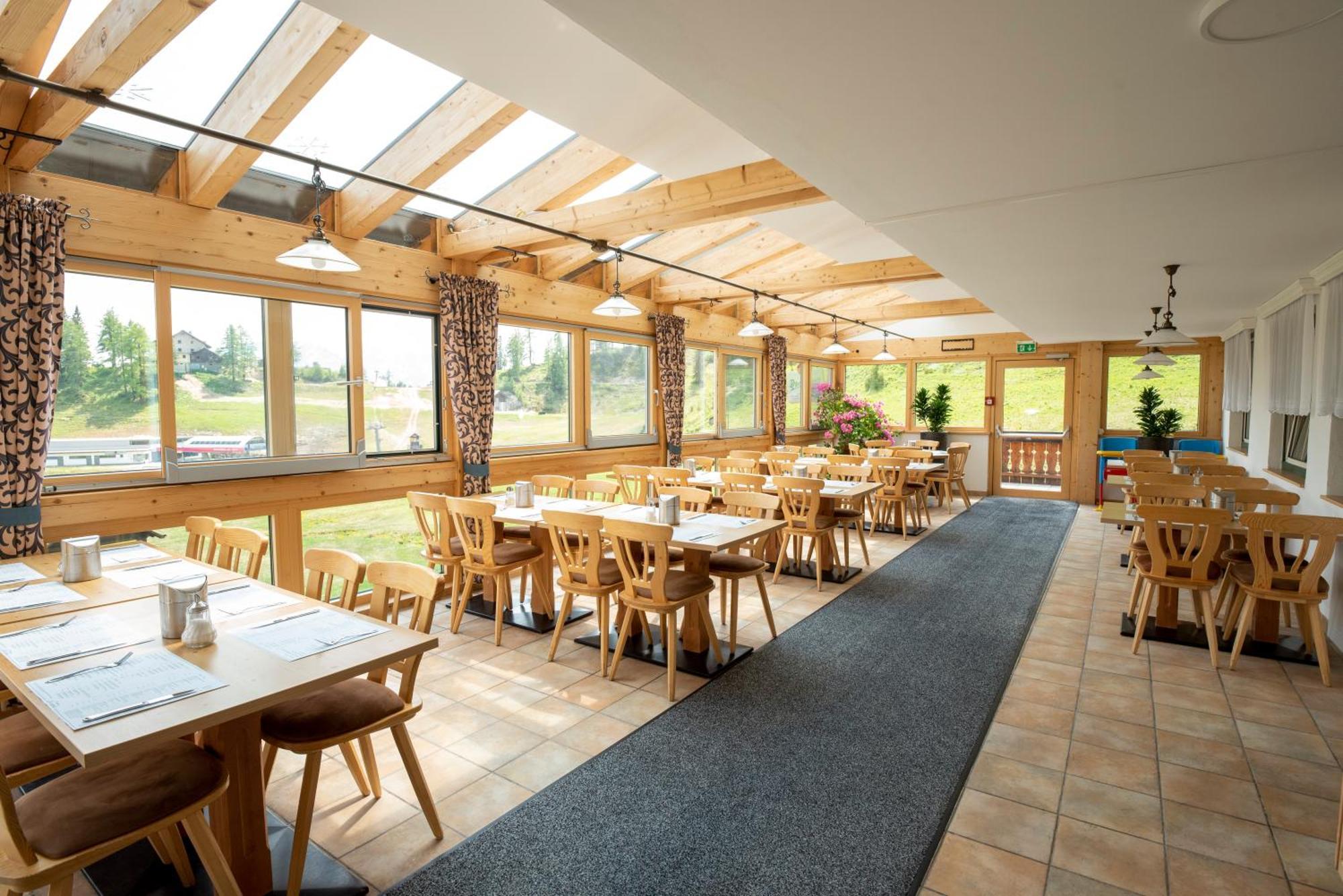 Hotel Alpen Arnika Tauplitzalm ภายนอก รูปภาพ
